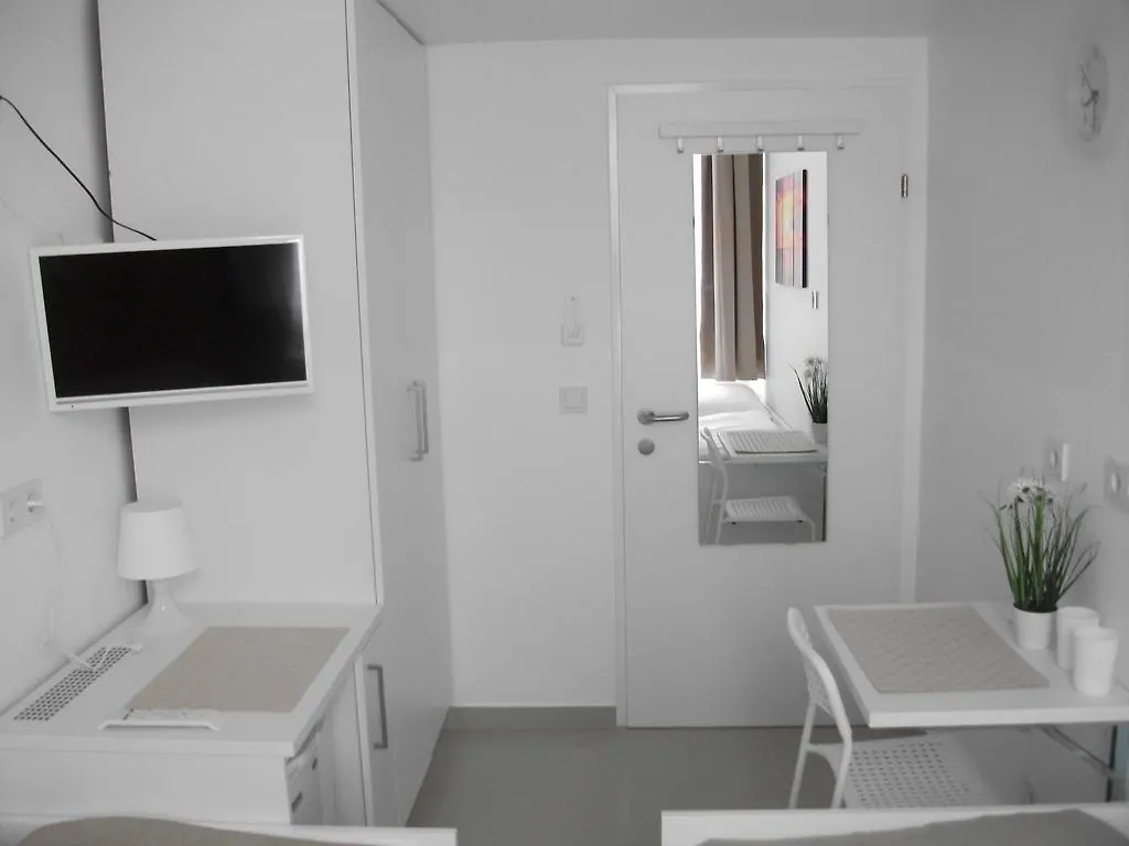Ch-Vienna City Rooms 3*,  Rakousko